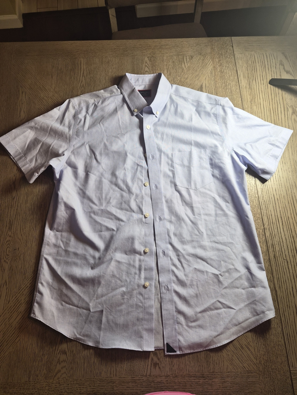 UNTUCKit Men's Short-Sleeve Button-Down Shirt in Light Blue